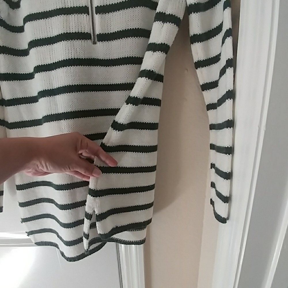Zara Knit green and white sweater - Picture 4 of 8